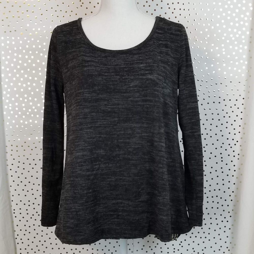 Le Lis | Bari Woven Plaid Back Knit Top | Medium